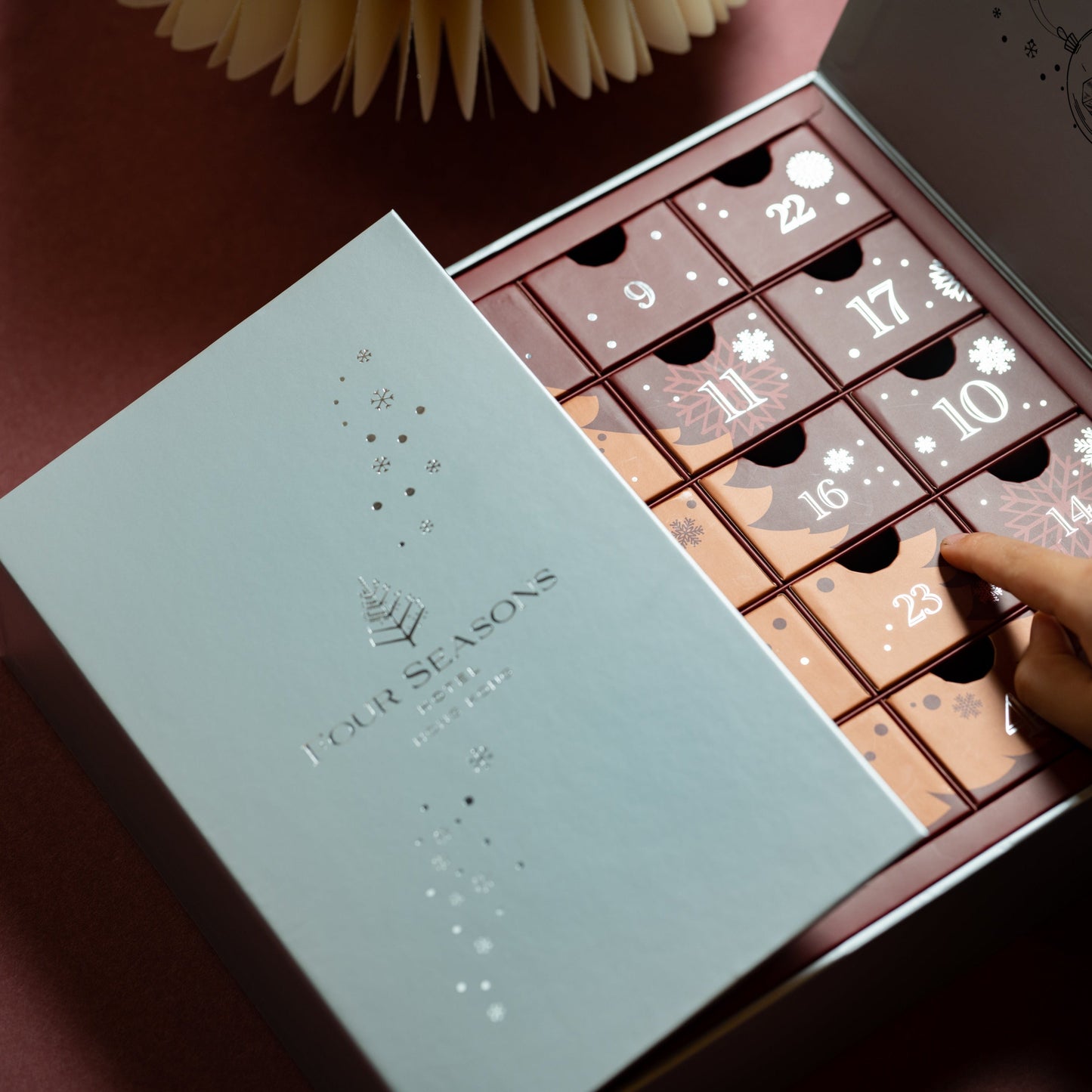 Christmas Advent Calendar Gift Box (1 Box) 聖誕倒數日曆禮盒 (1盒)