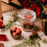 Freeze-dried Strawberry Dipped in Sugar-free White Chocolate in Jar (130g) 凍乾士多啤梨佐無糖白朱古力 (130克)