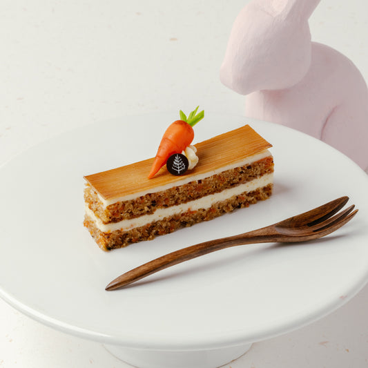 Classic Carrot Cake with Cream Cheese Frosting 經典胡蘿蔔蛋糕
